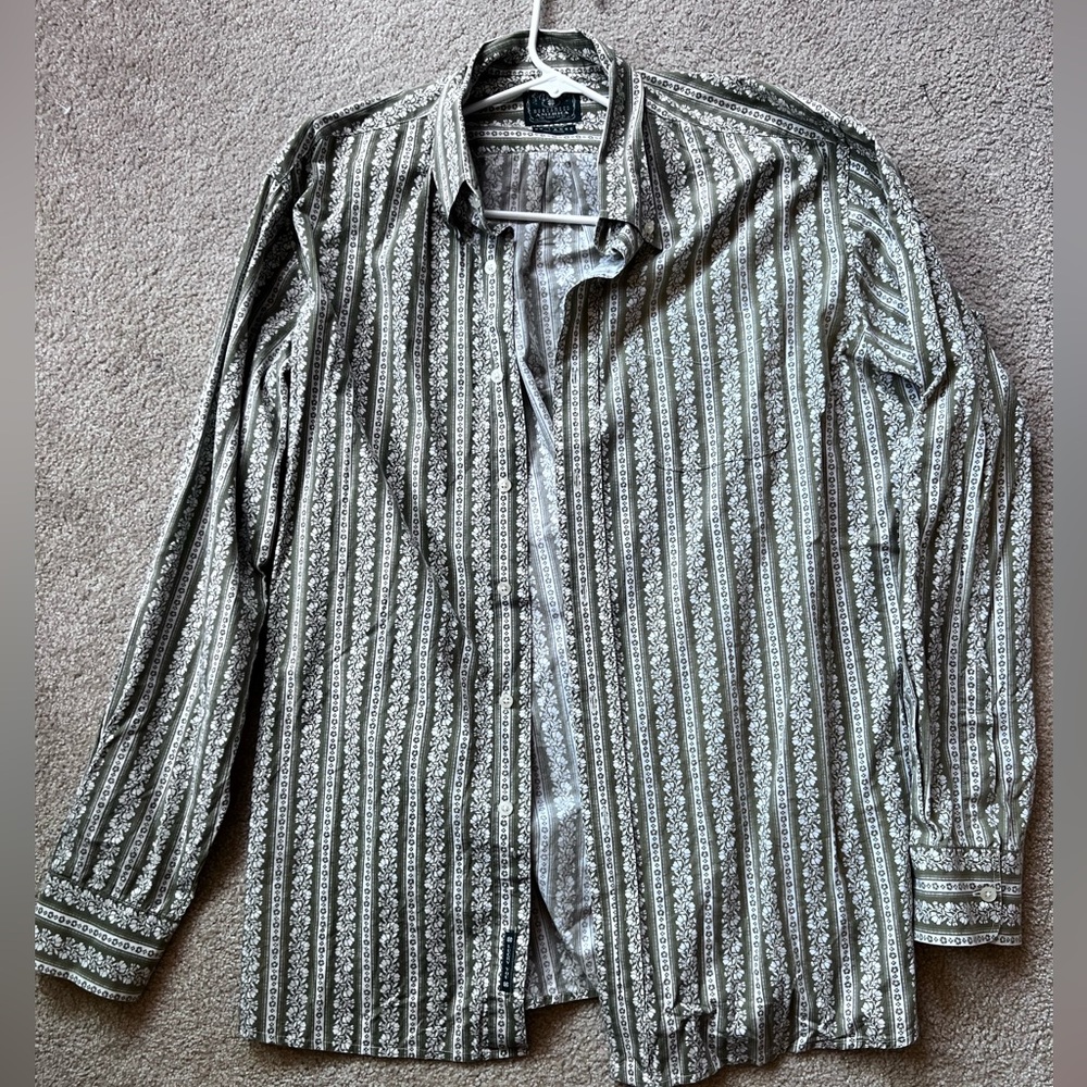 Very nice green and white button up dress shirt.
